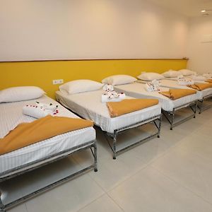 6-Bed Mixed Dormitory Room